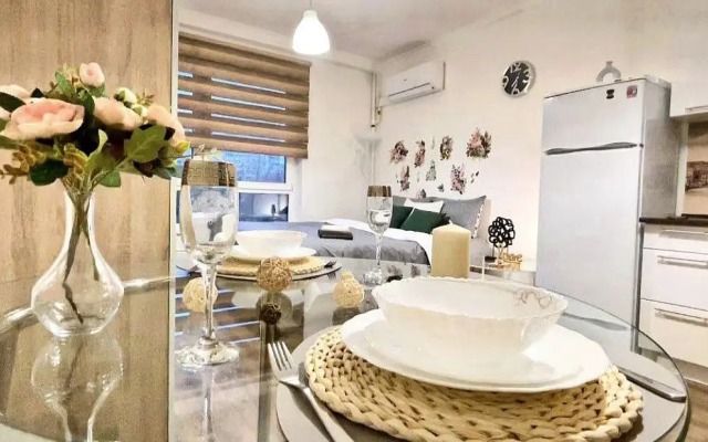 Апартаменты Уютная Студия LORA HOME у Метро