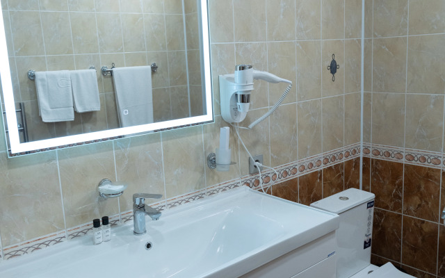 Отель Белый Лотос