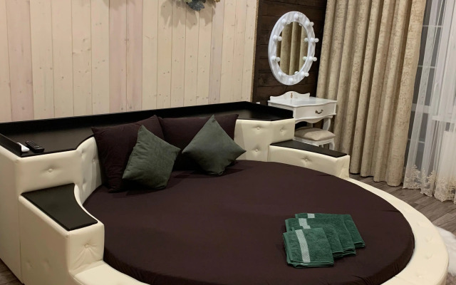 Ray V Shalashe Guest house