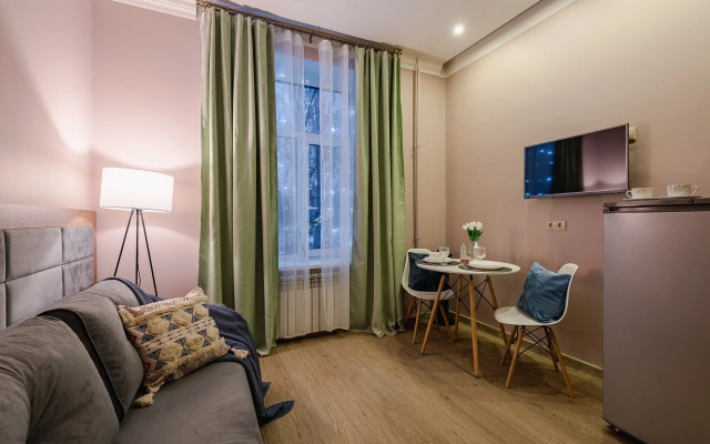 Апартаменты Студия у метро Окружная  Bon Voyage