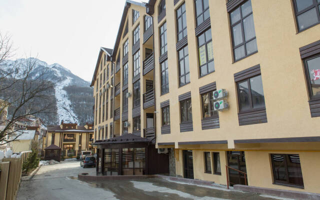 Good Wolf Apartments