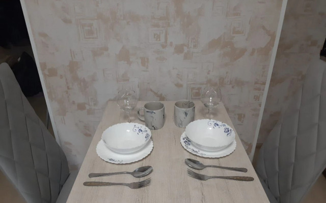 Na Ulitse Yunosti Flat