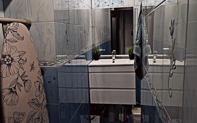 Dvukhkomnatnaya Na Barrikadnoy Flat