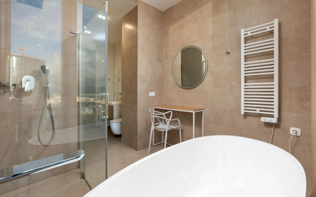SkyRent Moskva Siti s panoramnoy vannoy i uglovoy panoramoy 47 etazh Apartments