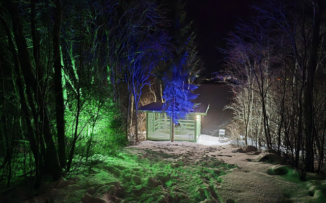 Khizhina U Ozera Guest house