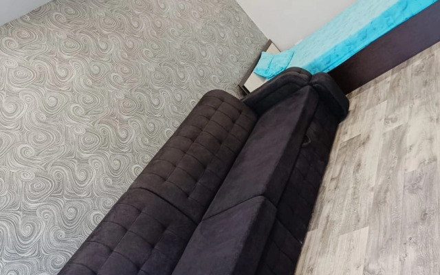 U Zhd Vokzala Flat
