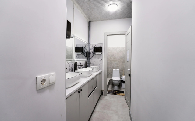 Qlife Hostel