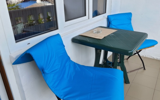 SeaLoo Hotel