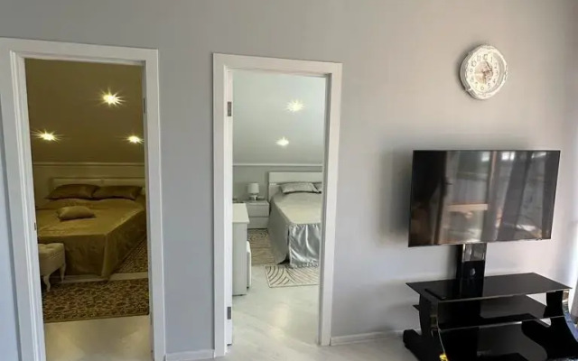 Dom Dlya Otdykha S Basseynom I Saunoy Private house