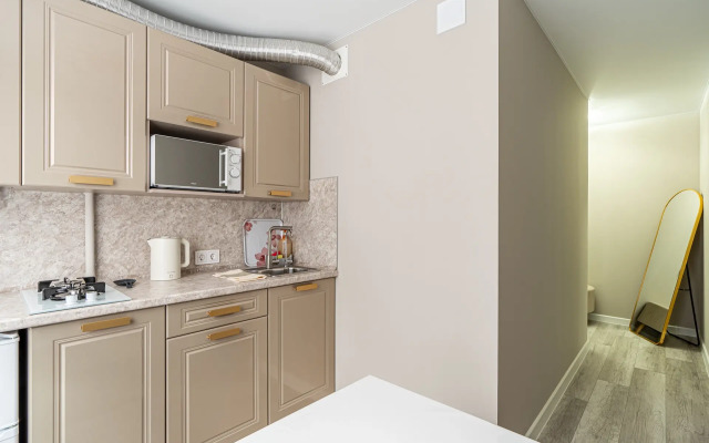 U Naberezhnoy Ozera Kaban Flat