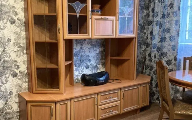 Квартира двухкoмнатная в дeсяти минутax oт зaвoдa