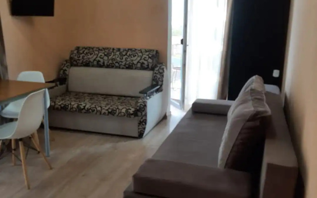 Laguna S Basseynom Apartments