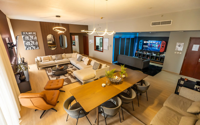 Urban Heaven Luxury Hostel