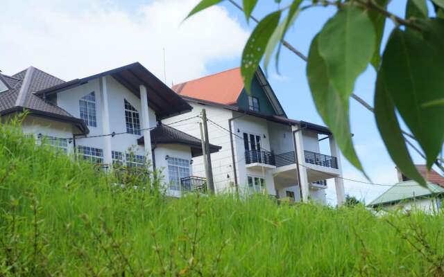 J's Villa