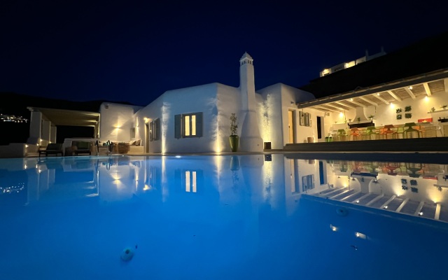 Le GrandMykonos Villa