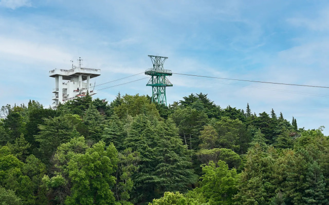 Апартаменты Метрополь Lamare Трехкомнатные с Балконом и Бассейном на Крыше