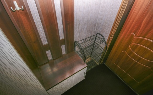 Na Sankt-Peterburgskoy Flat