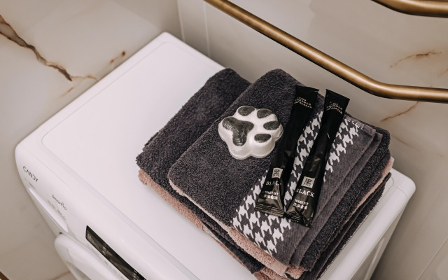 Апартаменты Urban Кот Gold