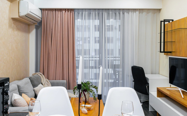 KeyGo #0115, 1 Bedroom, City Center Apartments