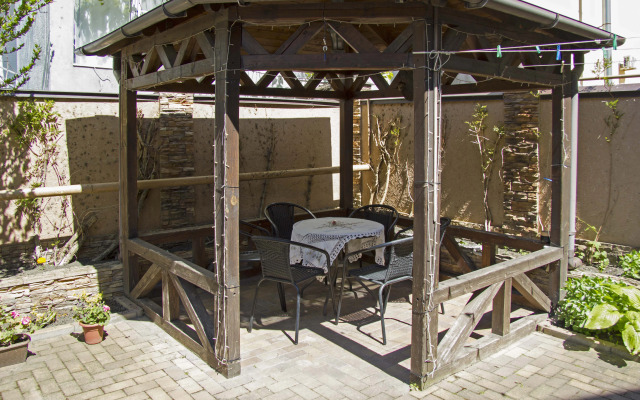 Guest house "khristofor"