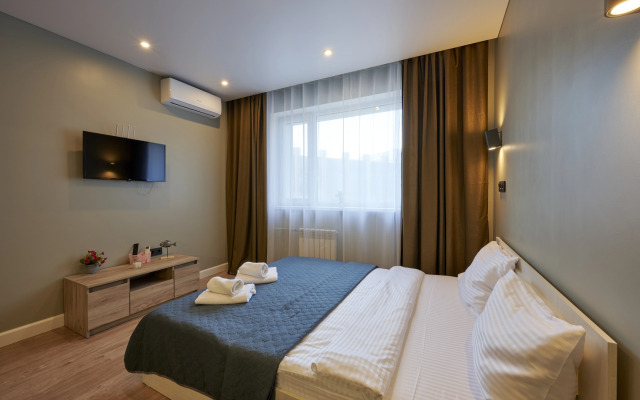 430 Leninskiy Pr 158 Apartments