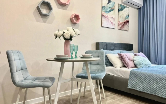 Studiya tryokhmestnaya Apartments