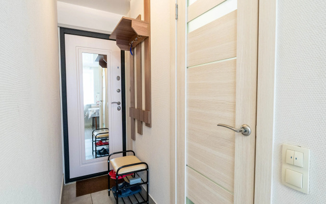na Sinel'nikova 1 Flat