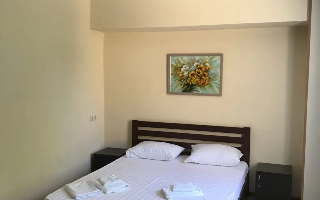 Malibu Hostel