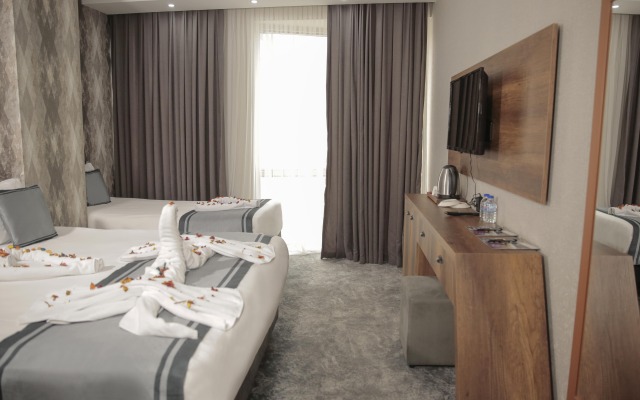 Istanbul Airport Express Hotel