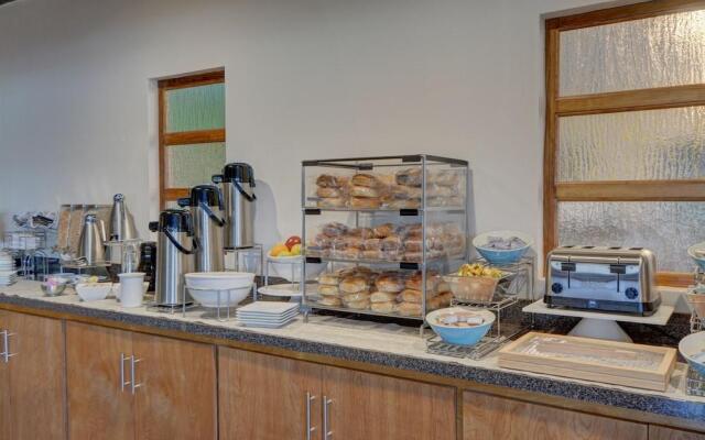 Мини Отель Melbourne All Suites