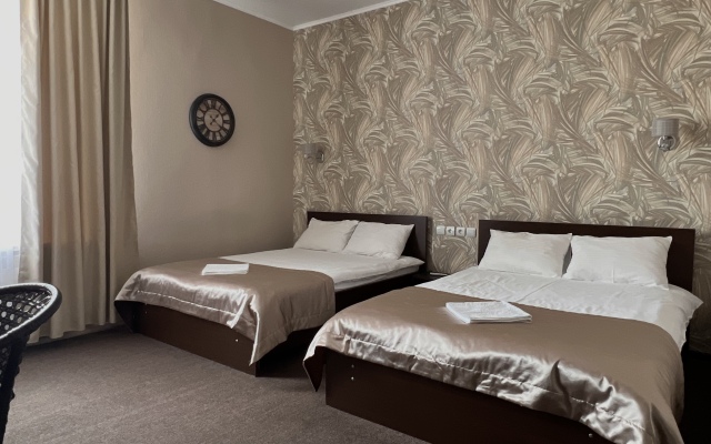 Lastochkino Gnezdo Otel	