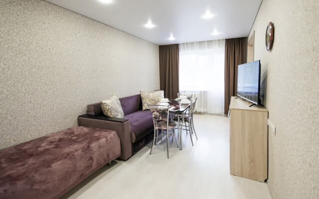 Квартира на Яшина 40 НаСутки35