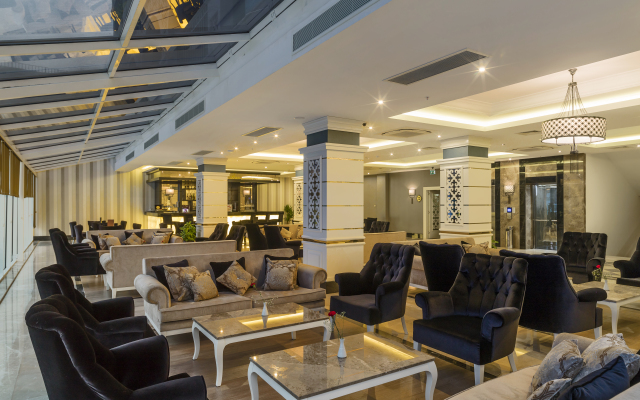 Karmir Resort  & SPA Hotel