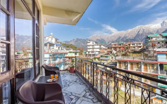Snow Crest Inn Hotel