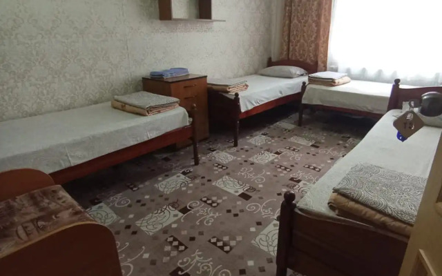 Na Gagarina 27 Guest house