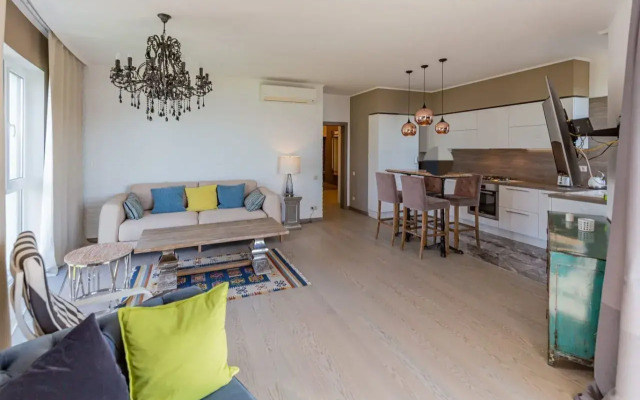 Na Primorskoy 30A Flat