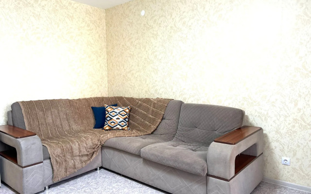 Квартира Уютная для Четверых в Октябрьском Районе