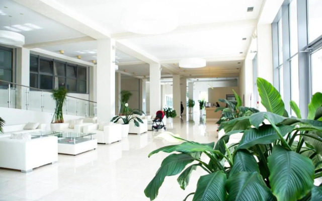 Ideal Khauz 9 Apartments