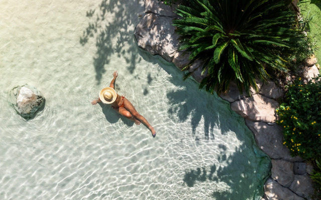 Курортный отель LOU CALEN