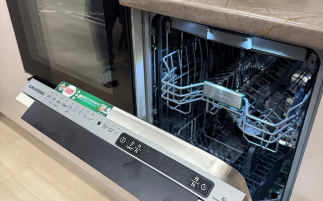 Квартира Уютная около метро Горки