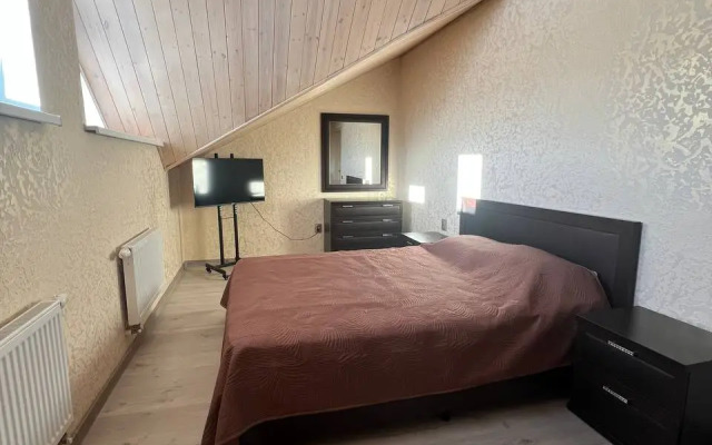 Na Bannom Townhouse