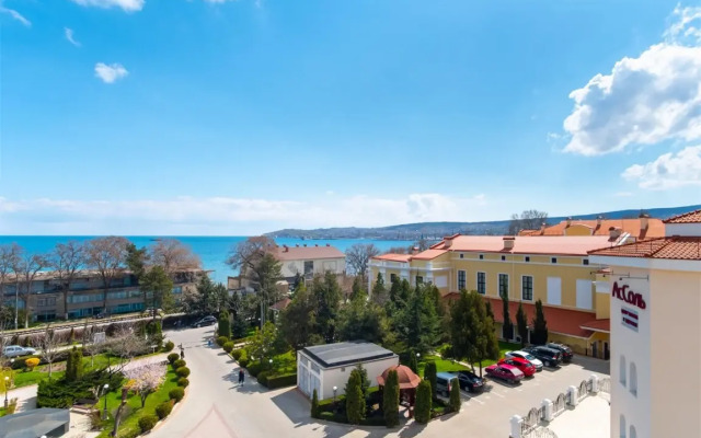 Alye Parusa Hotel