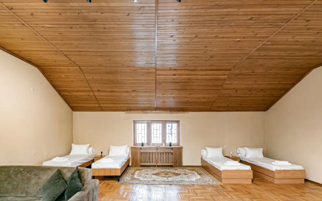 Частный дом Таунхаус в центре сеть апартов Лермонт