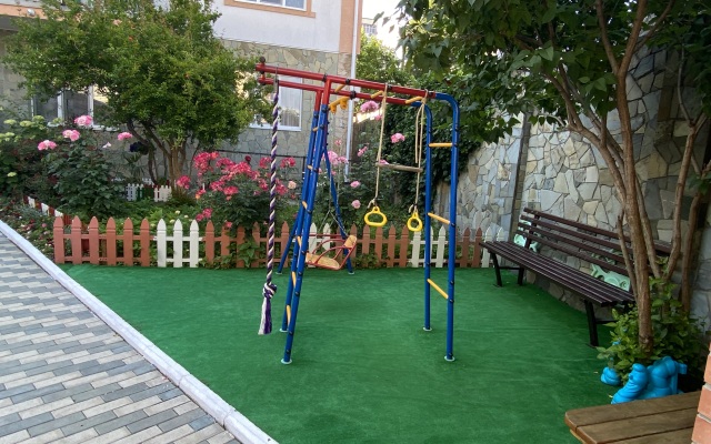 Na Belinskogo Guest House