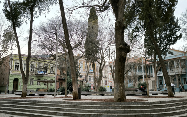 Частный Дом Tbilisi Central Apartment