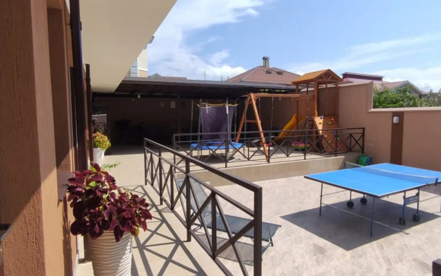 Гостевой дом Tuta (Тута)