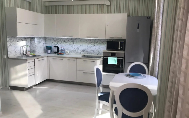 Апартаменты Дальневосточная 126