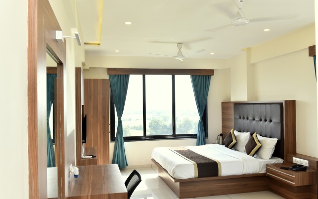 New Empire Hotel