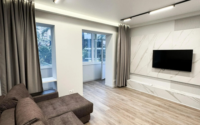 Dvukhkomnatnaya na Navaginskoy Ulitse Flat