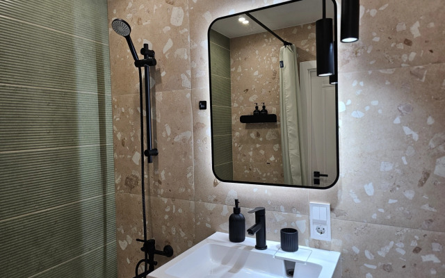 V Novom Rayone Flat